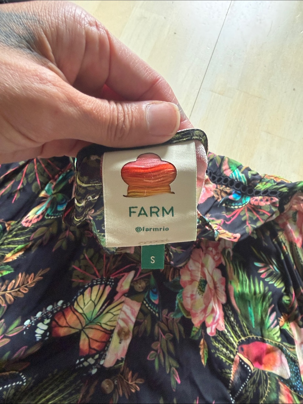 Farm Rio Dress small - Picture 4 of 4